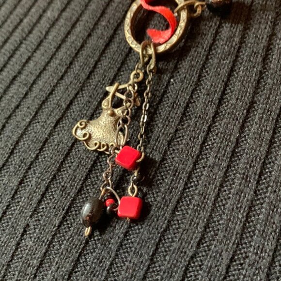 Handmade - Red & Black Little dress Charm Necklace – Asymmetrical Mixed-Media - Picture 4 of 9